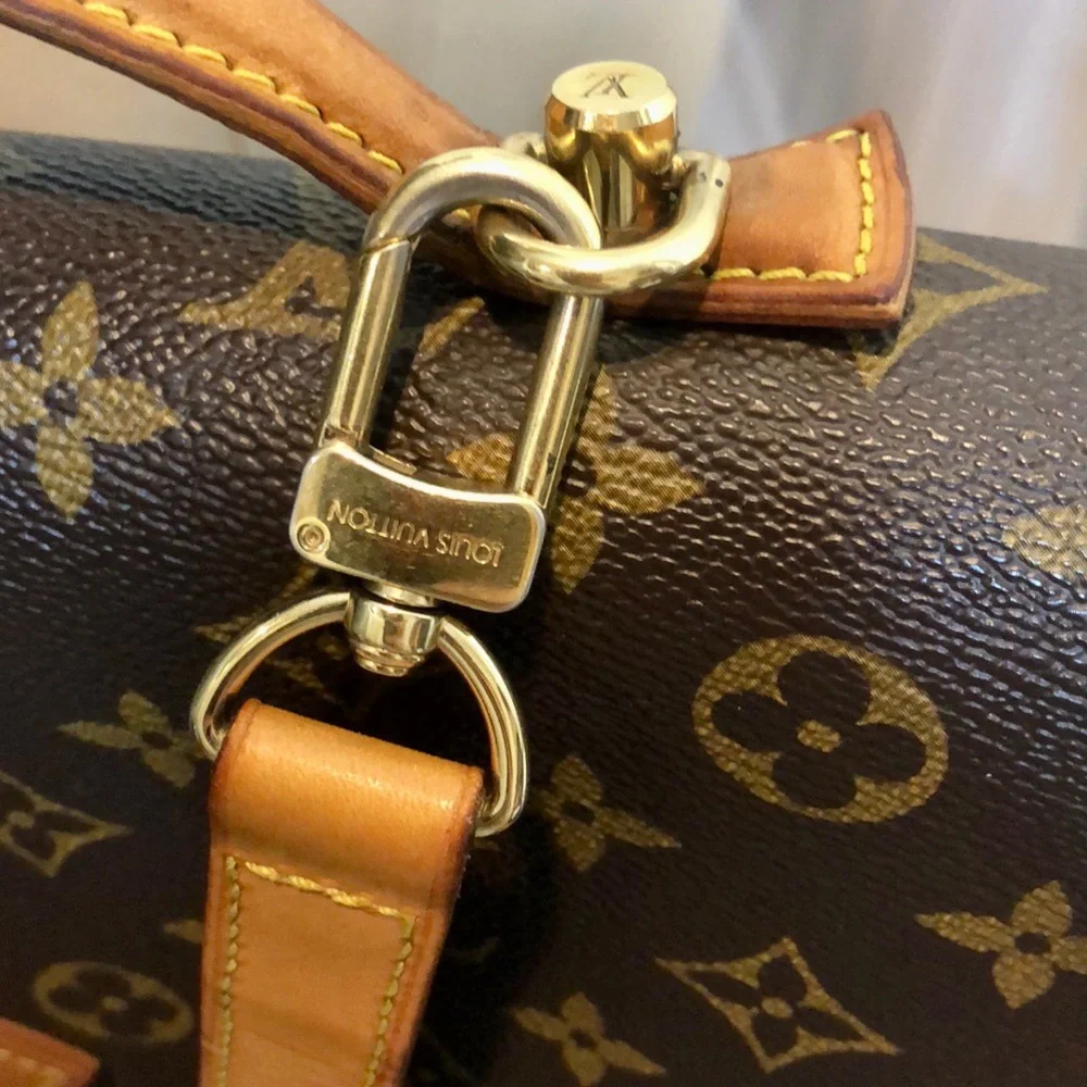 LOUIS VUITTON Beverly GM Monogram Business Laptop Computer Crossbody Bag